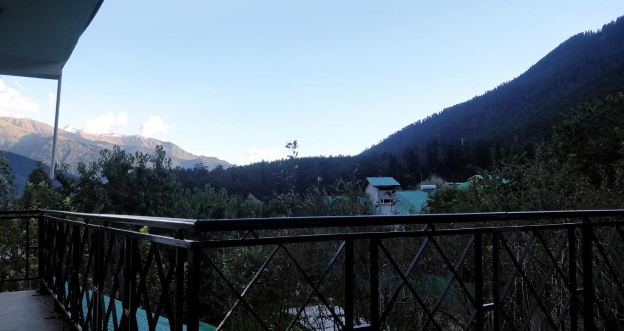 Madpackers Manali Hostel Bagian luar foto