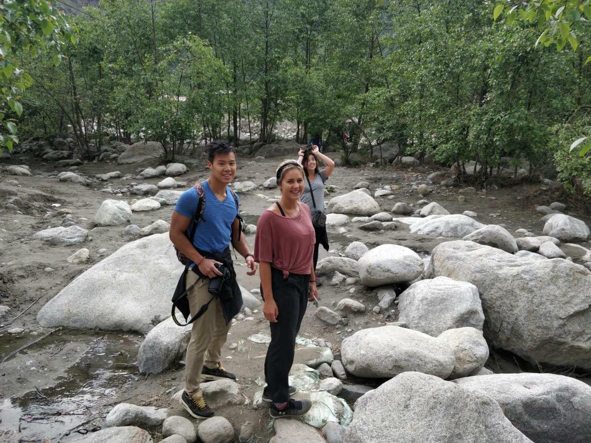 Madpackers Manali Hostel Bagian luar foto